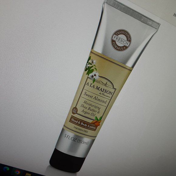 A LA MAISON de Provence Sweet Almond hand & body lotion and (4)bars of Soap - Picture 6 of 9